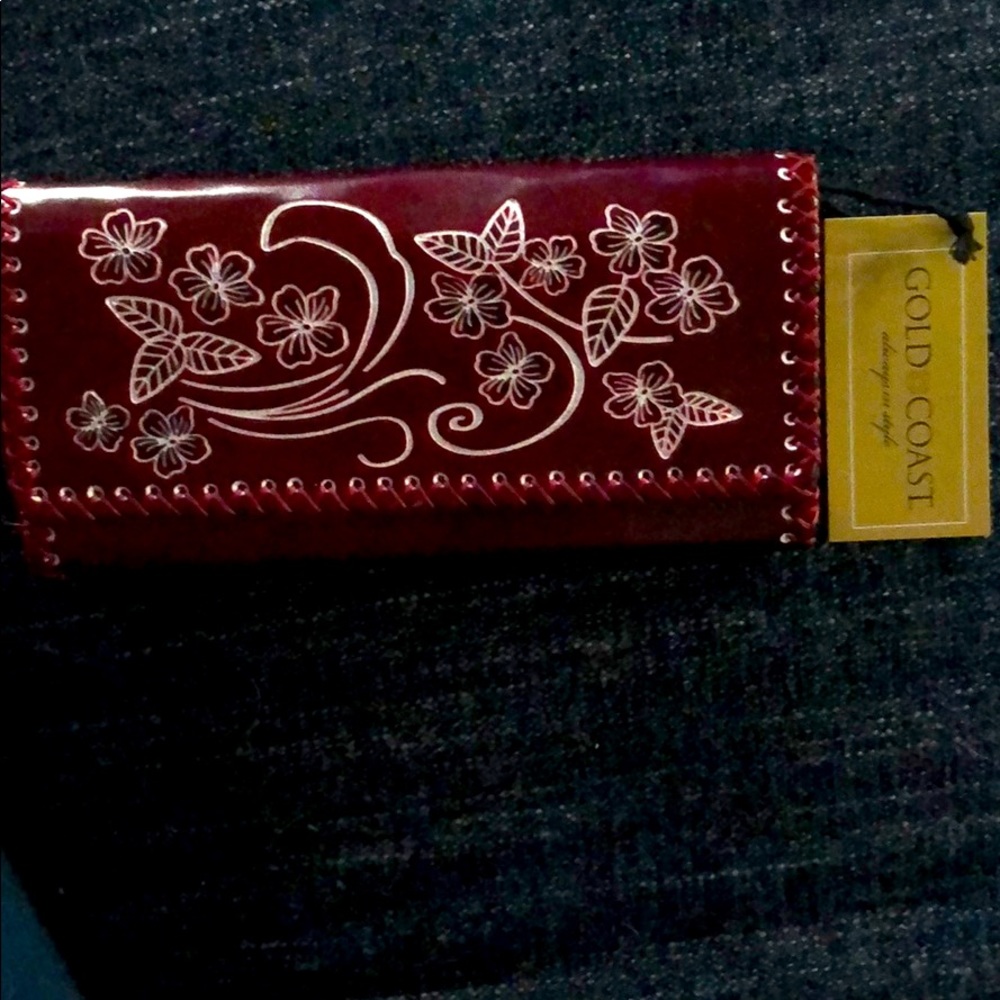 Gold Coast wallet trifold with zipper pocket